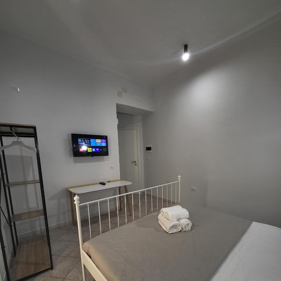 נאפולי Vulcania Rooms מראה חיצוני תמונה